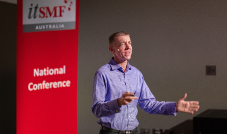 Daryl With His Hands Out Delivering A Highly Impactful Moment Of His Keynote At The Itsmf Australia Annual National Conference 2023.